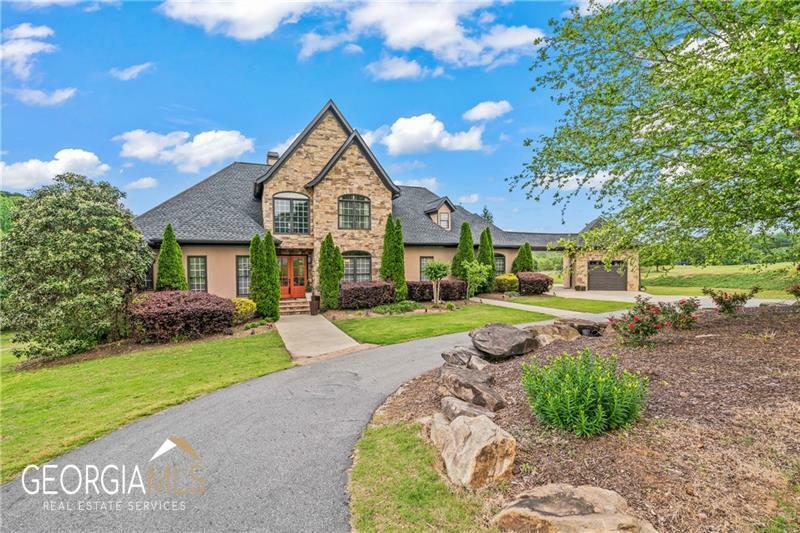Property Photo: 1195 Dee Kennedy Road GA 30011
