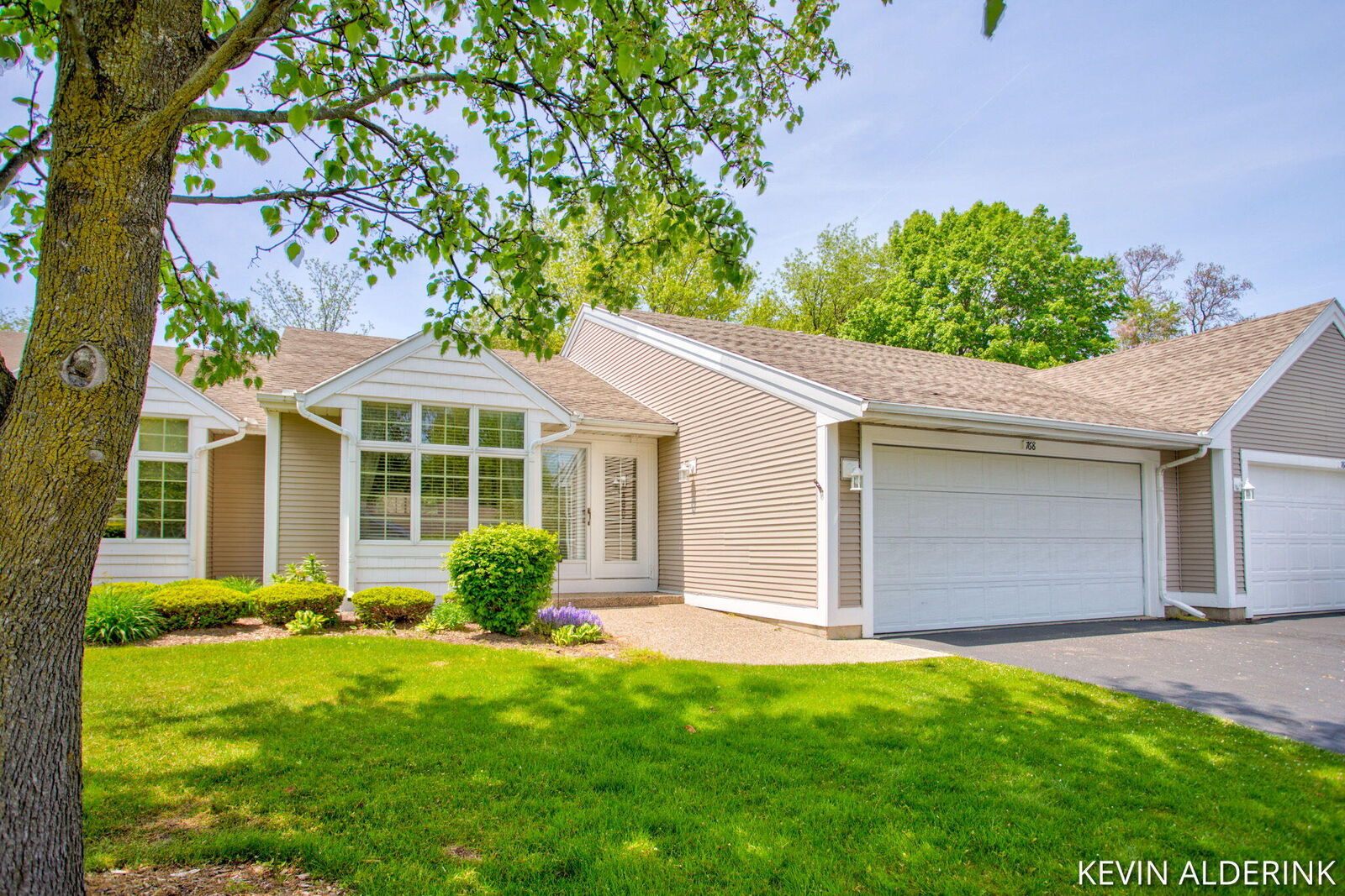 Property Photo:  768 Clarewood Court  MI 49423 