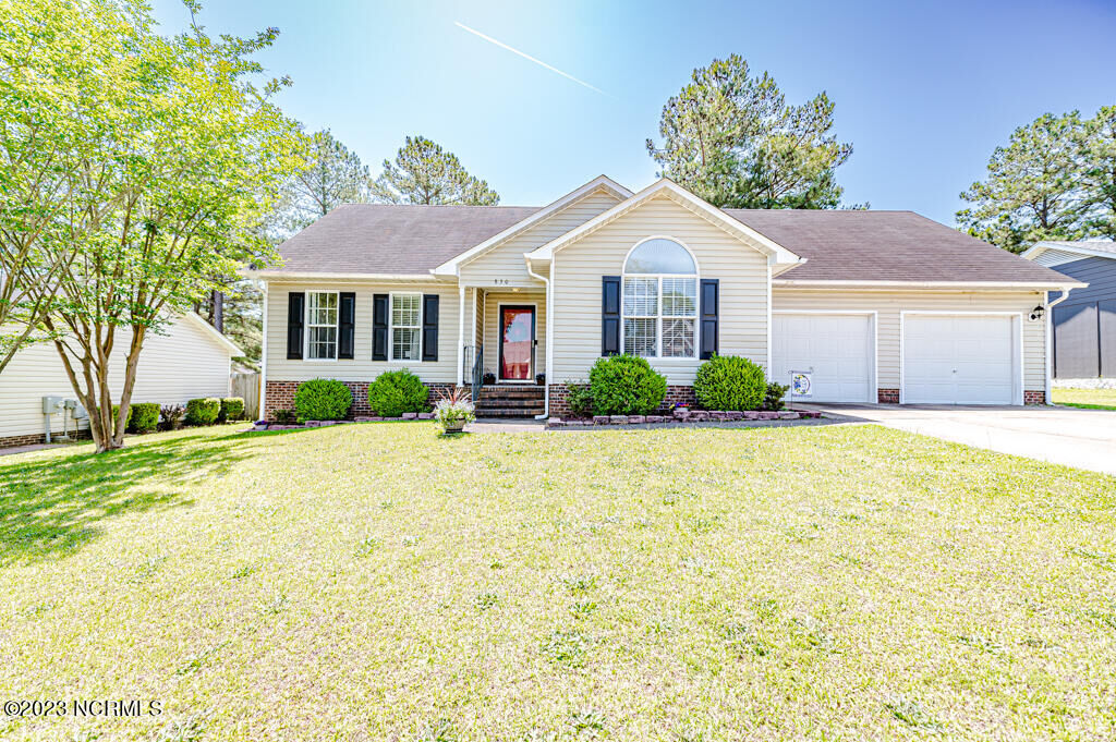Property Photo: 830 Turkey Ridge Drive NC 28314