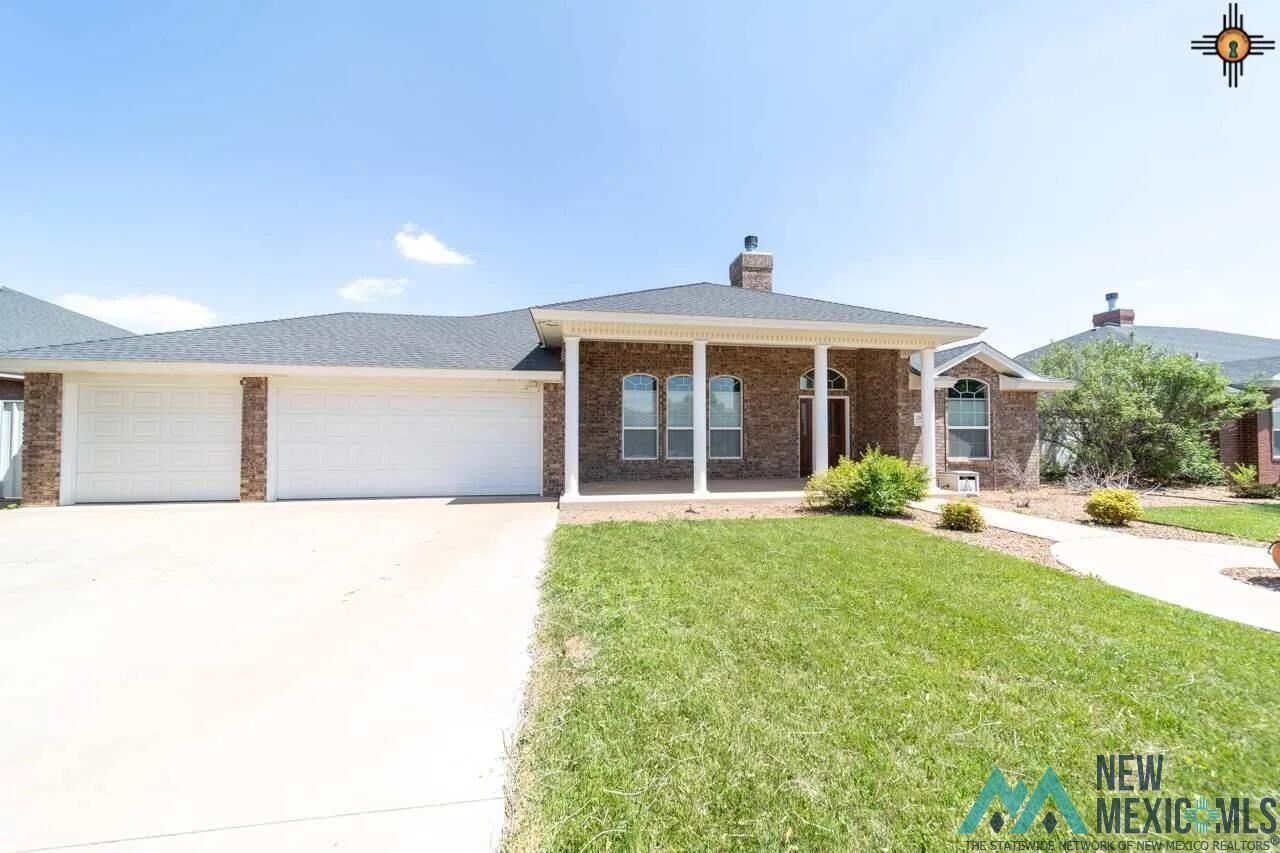 Property Photo: 2004 Kearny Boulevard NM 88101