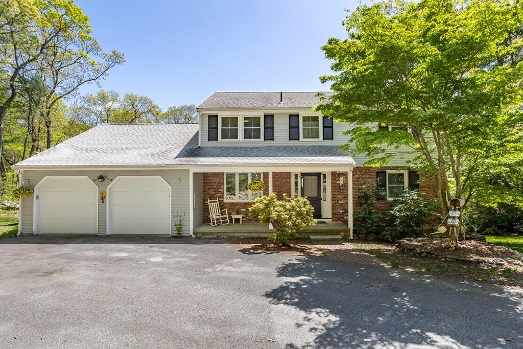 Property Photo:  338 Heald Rd  MA 01741 