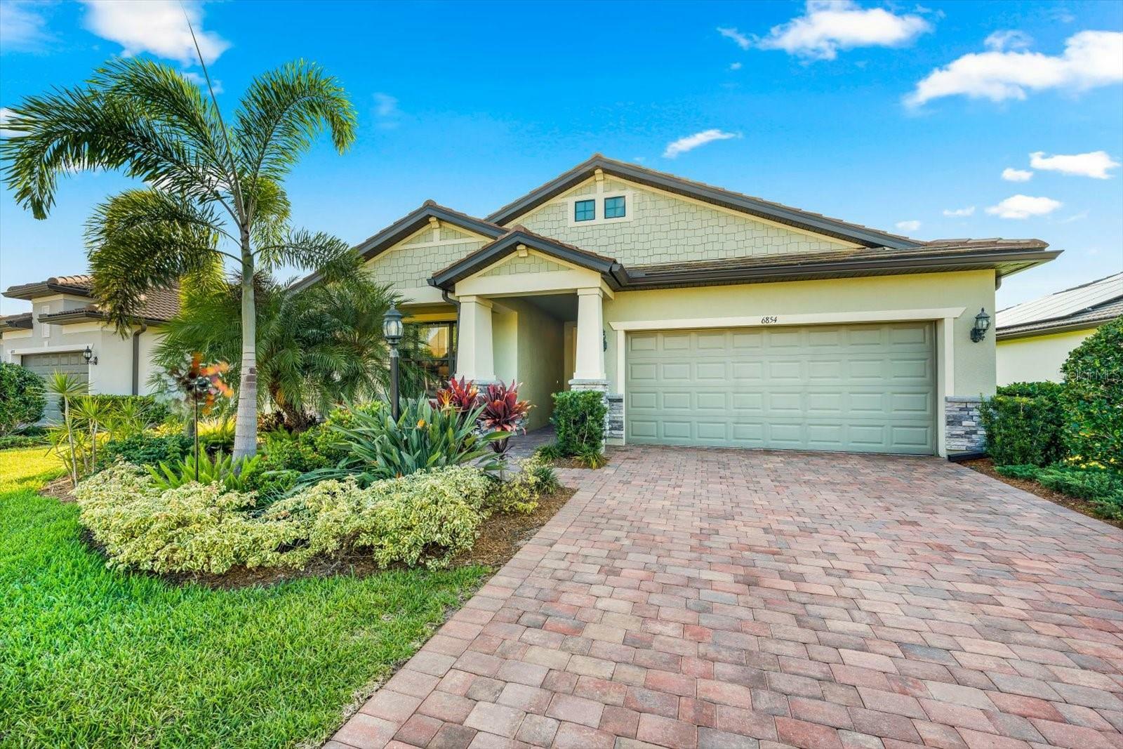 Property Photo:  6854 Chester Trail  FL 34202 