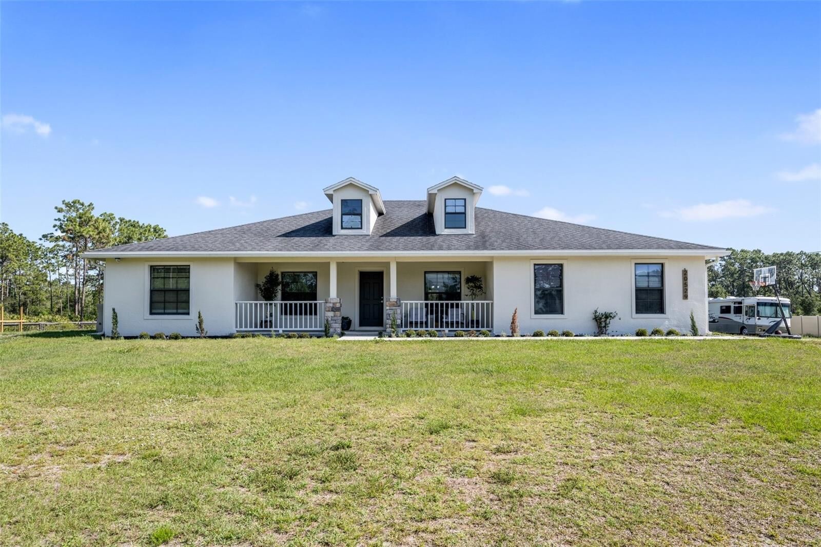 Property Photo: 20529 Starry Street FL 32833