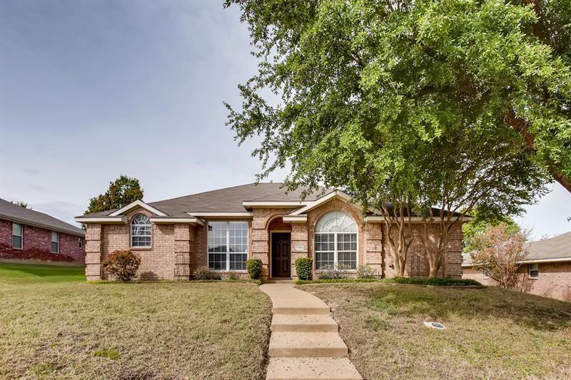 Property Photo: 1103 Morning Star TX 75087