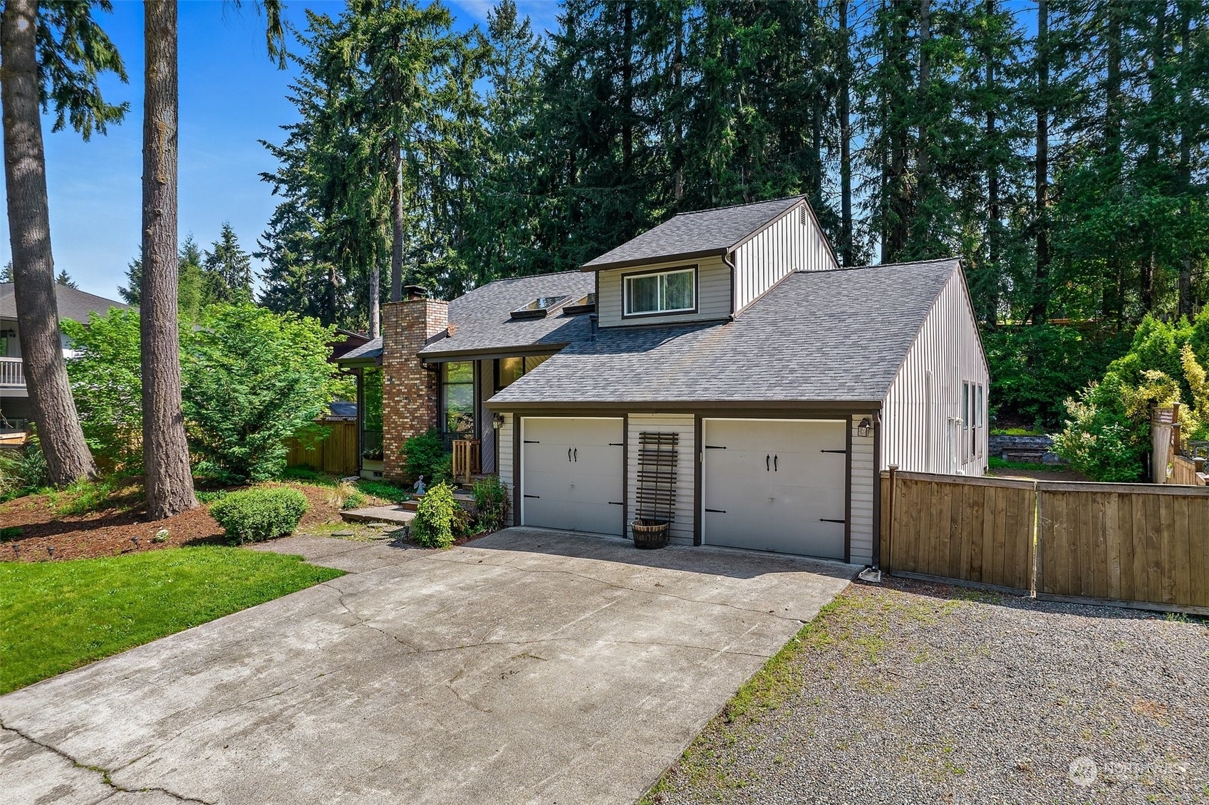 Property Photo:  5305 191st Avenue Ct E  WA 98391 