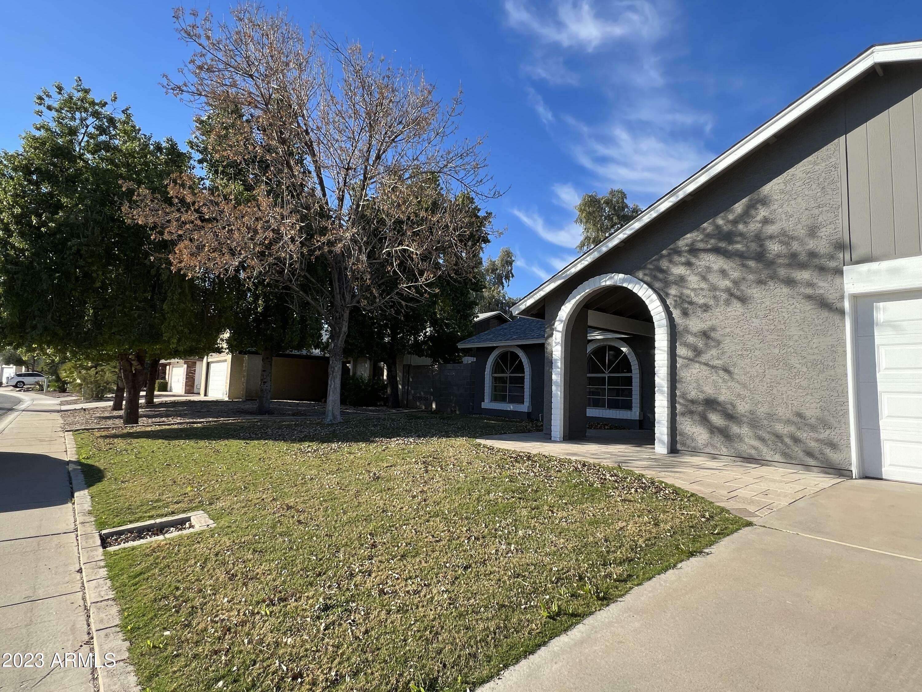 Property Photo:  2012 W Rockwell Drive  AZ 85224 