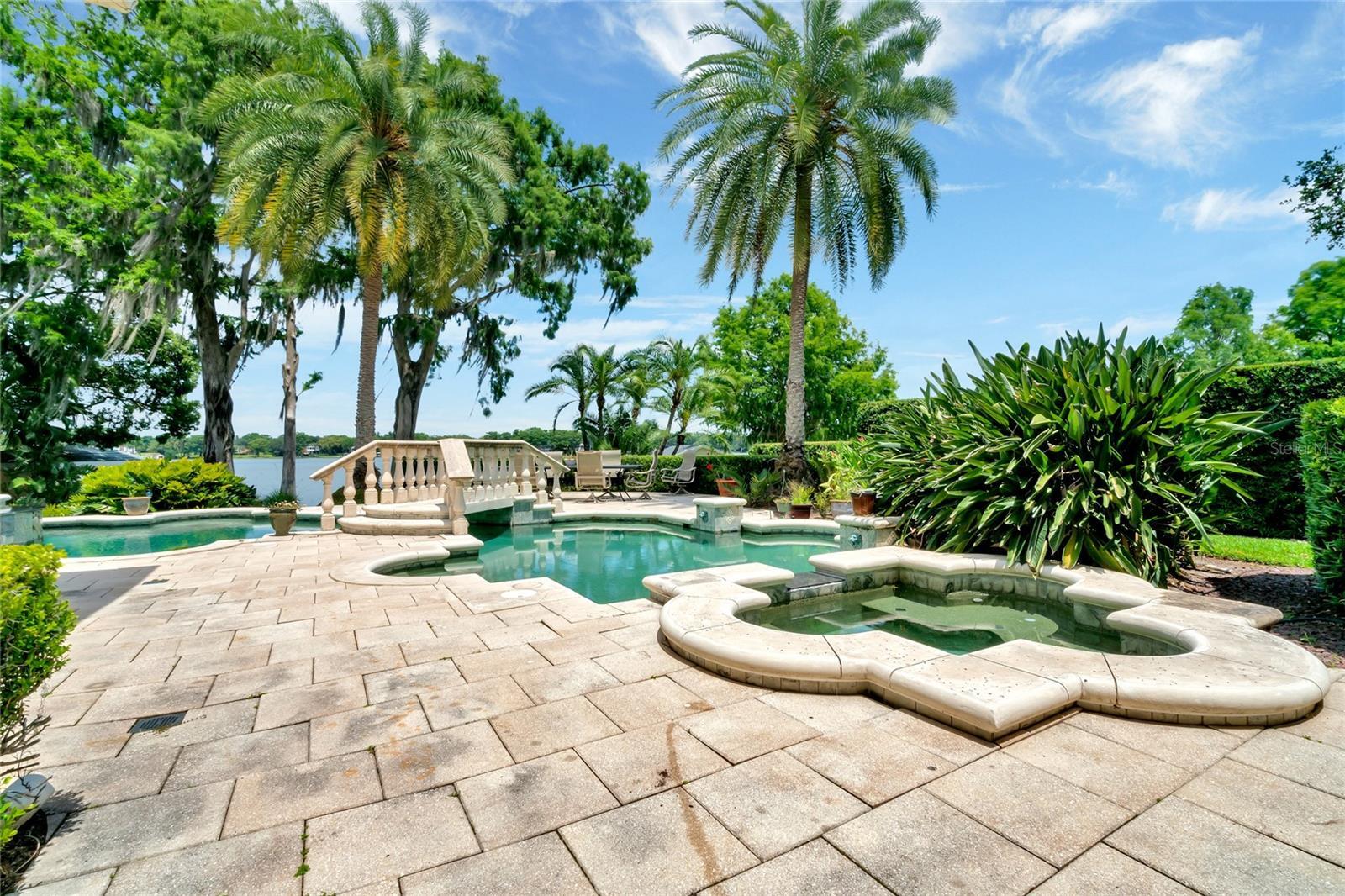 Property Photo: 411 Lakewood Drive FL 32789