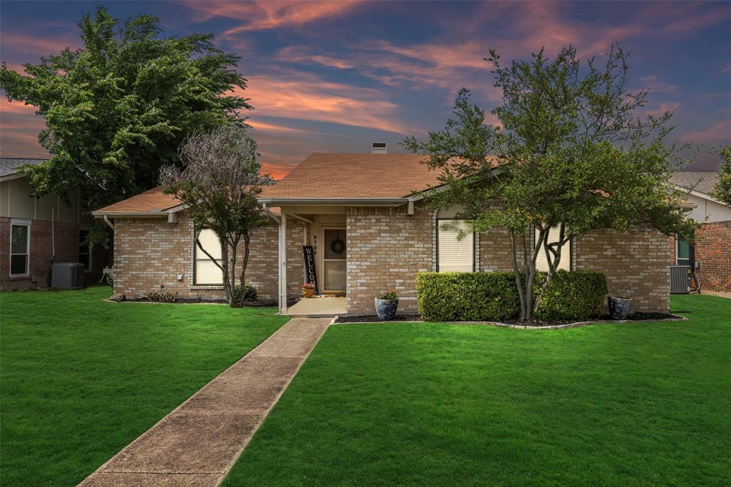 Property Photo:  2723 Renwick Drive  TX 75007 