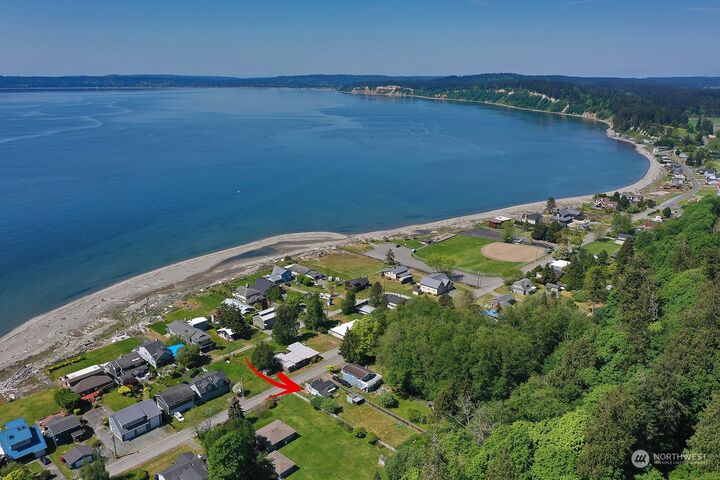 Property Photo: 7547 Maxwelton Road WA 98236