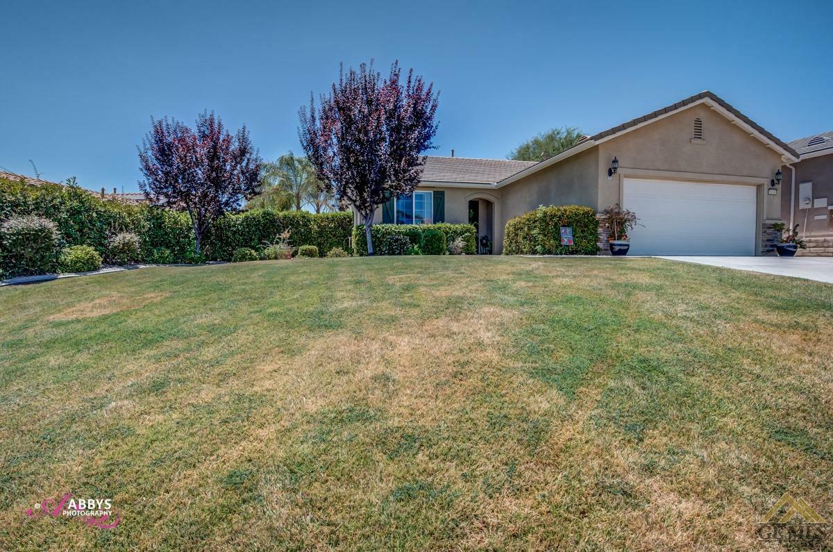 Property Photo: 6104 Lassen Ridge Road CA 93306