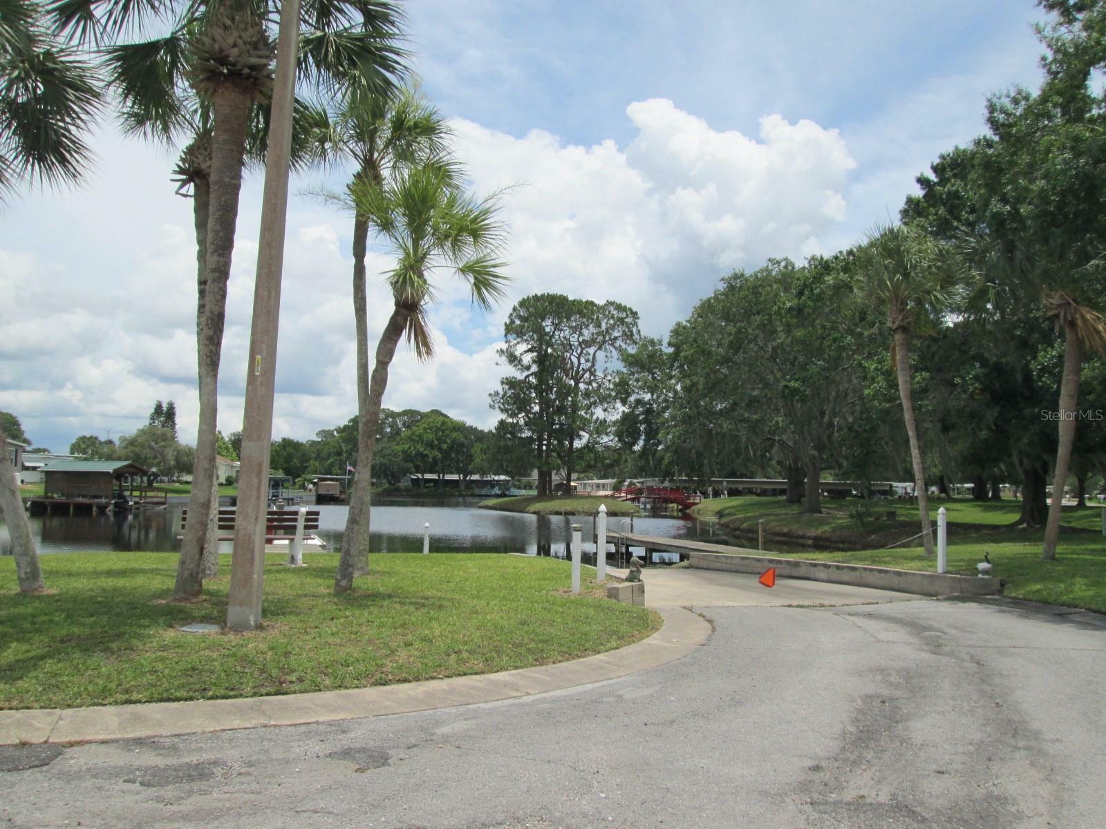 Property Photo:  1021 Morningview Drive  FL 32778 