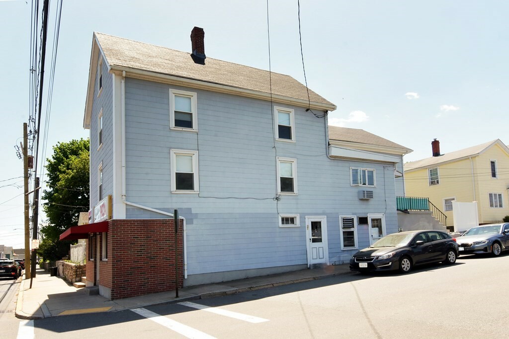 Property Photo: 118 Main 3 MA 01801