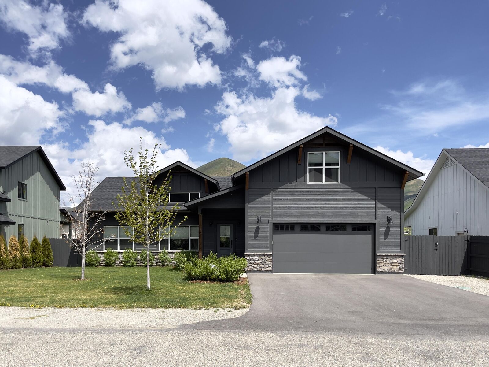 Property Photo:  431 W Winterberry Loop  ID 83333 
