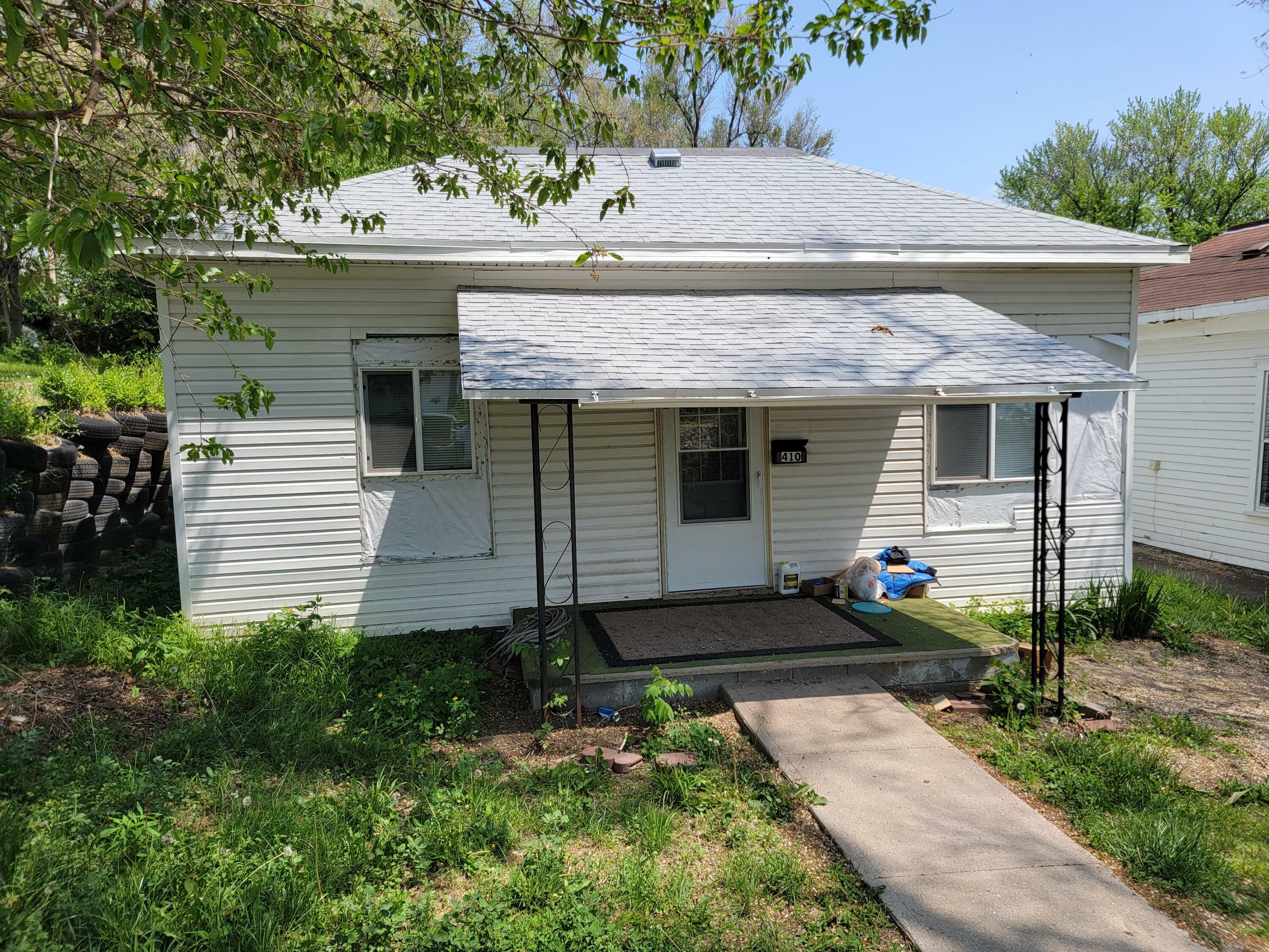 Property Photo:  410 N 4th  Street  IA 51555 