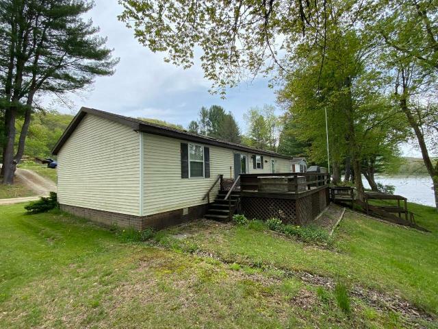 Property Photo: 120 Sycamore Lane PA 16351