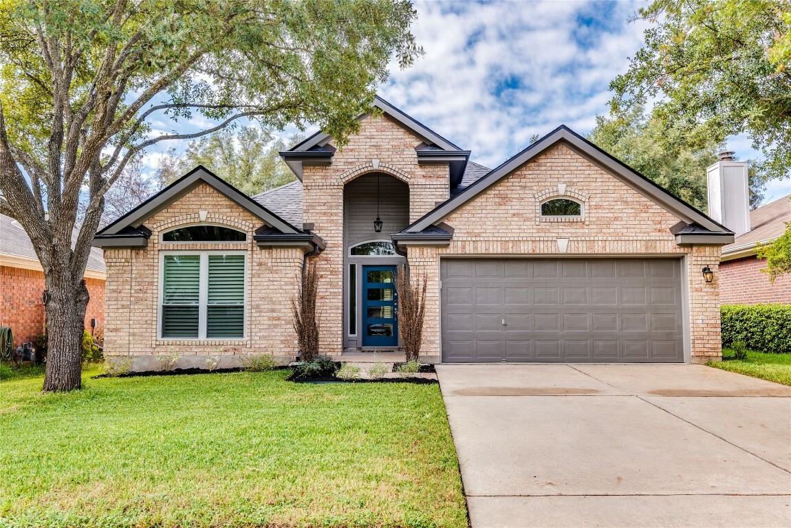 Property Photo:  8515 Bobcat Drive  TX 78681 