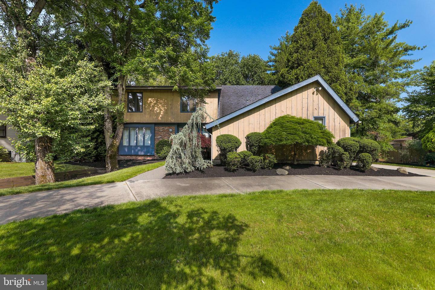 Property Photo: 7 N Woodleigh Drive NJ 08003