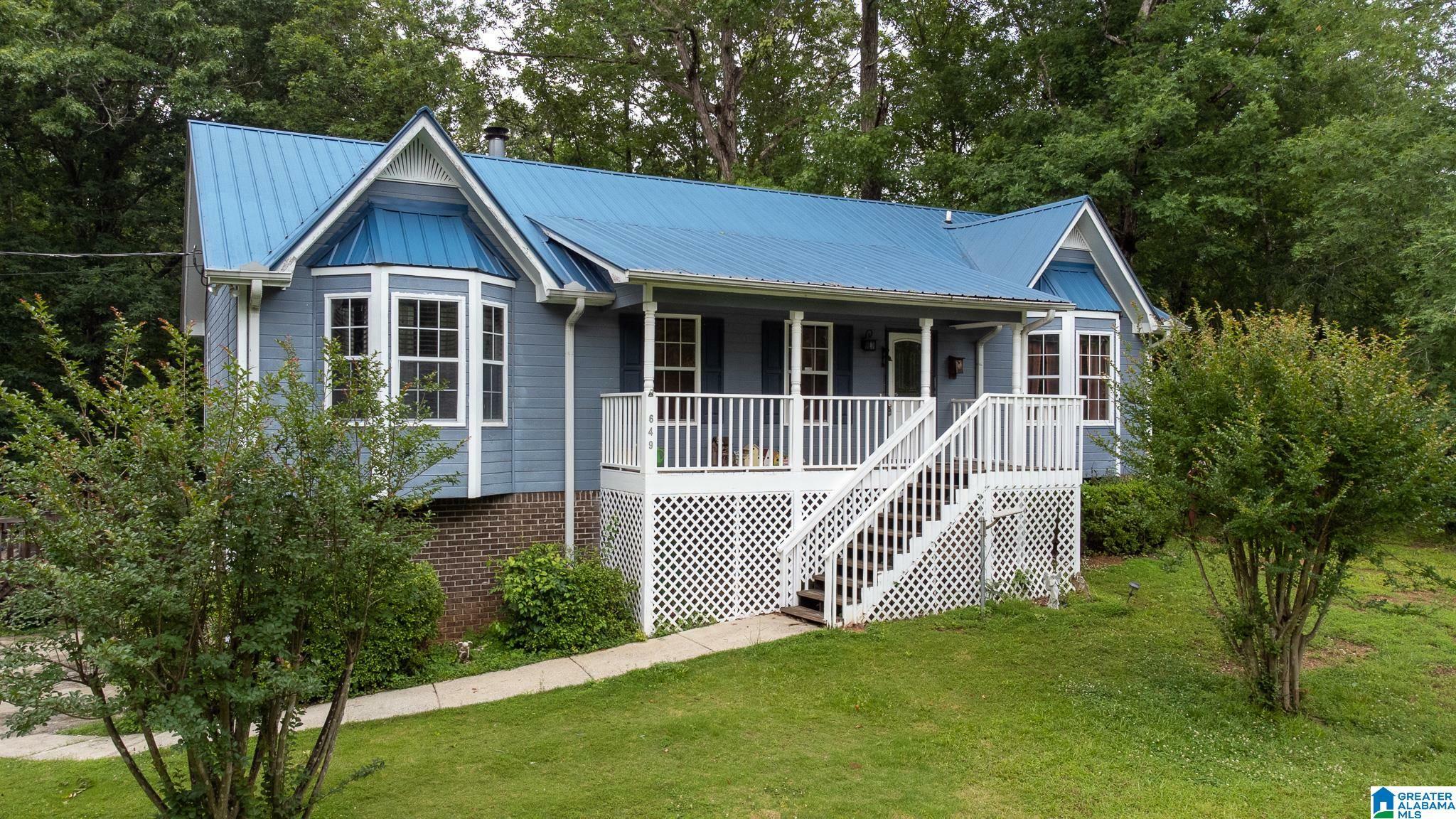 Property Photo: 649 Tomahawk Trail AL 35135