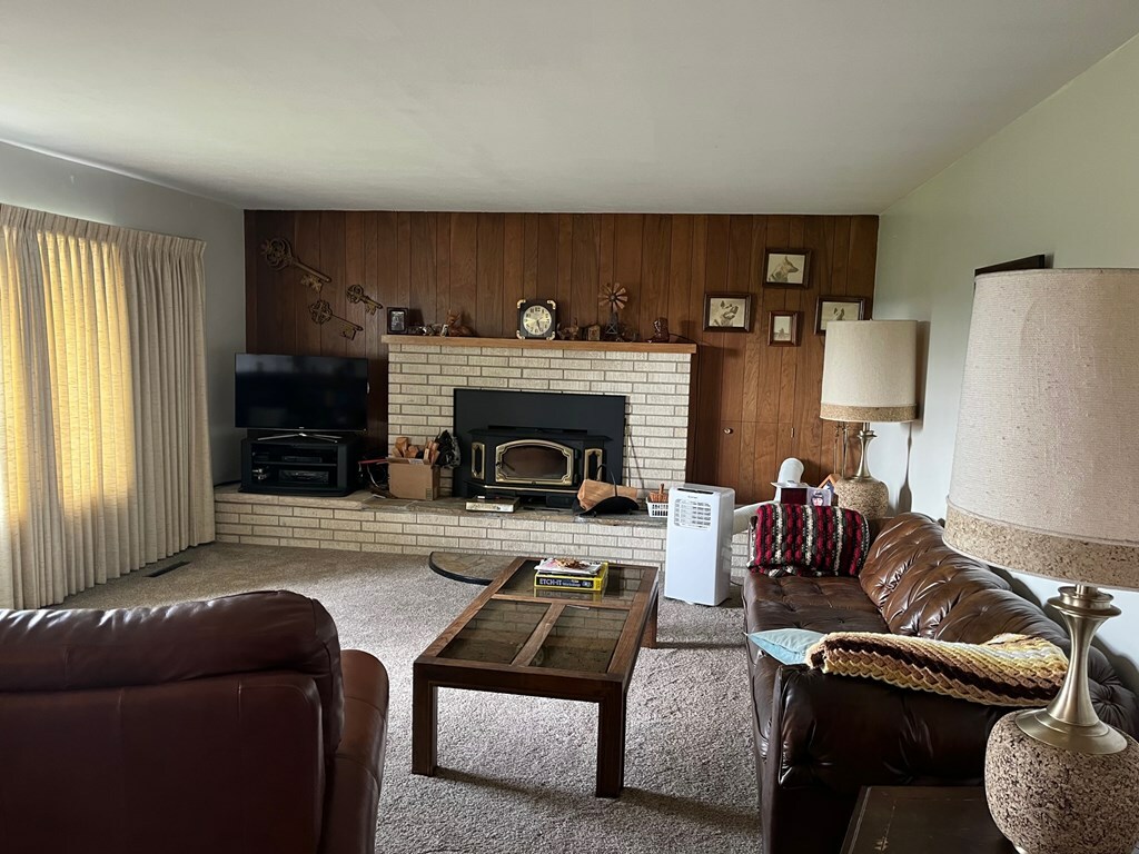 Property Photo: 1588 S Samson Trail ID 83638