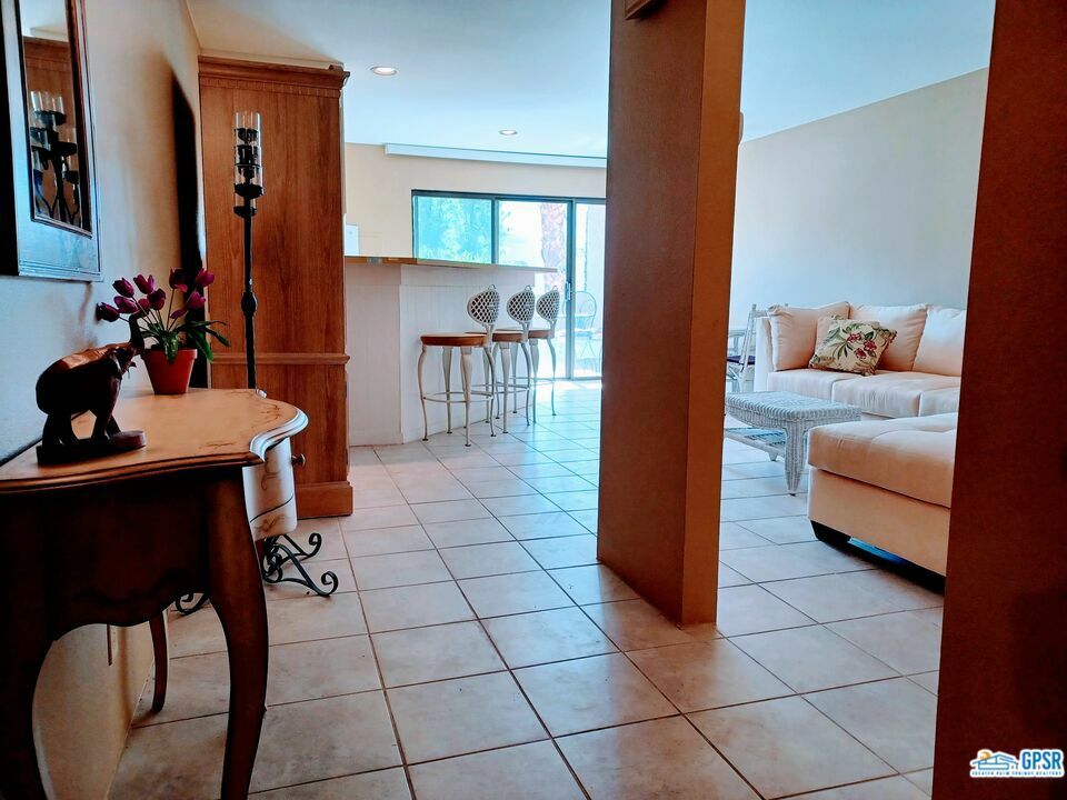 Property Photo:  5300 E Waverly Drive 5206  CA 92264 