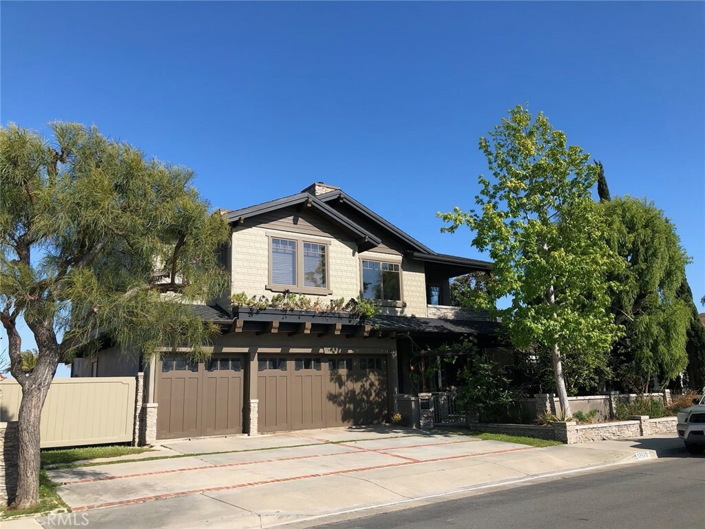Property Photo: 17672 Falkirk Lane CA 92649