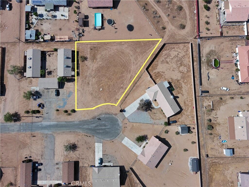 Property Photo:  11 Sago Ct  CA 92307 