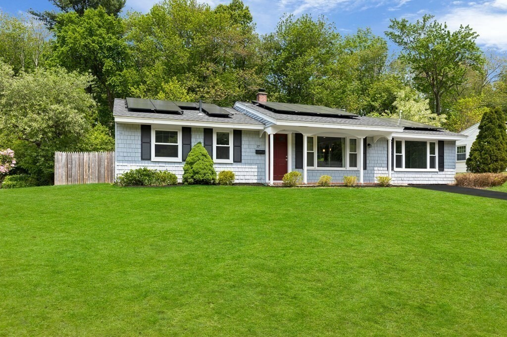 Property Photo:  37 Ardsley Cir  MA 02302 