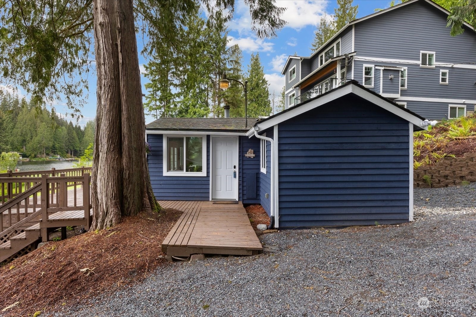 Property Photo: 1024 S Lake Roesiger Road WA 98290