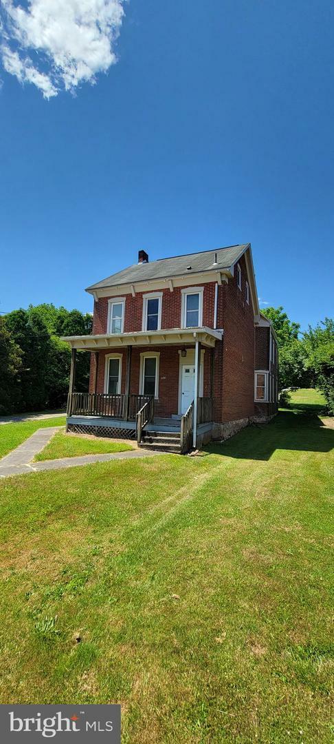 Property Photo: 1168 Old Swede Road PA 19518
