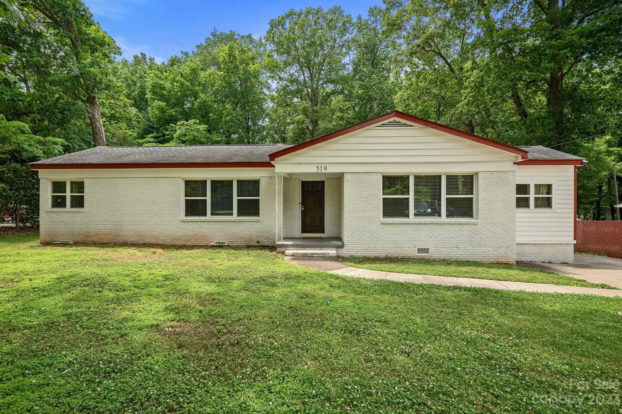 519 Stilwell Oaks Circle  Charlotte NC 28212 photo