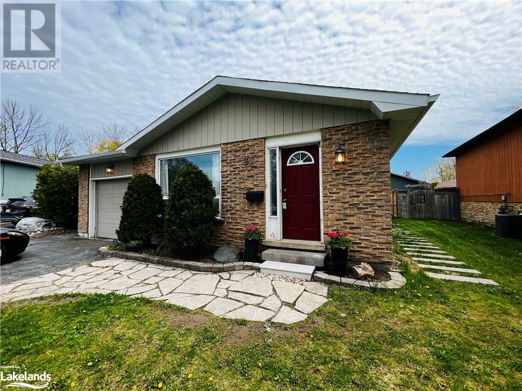32 Courtice Crescent  Collingwood ON L9Y4G1 photo