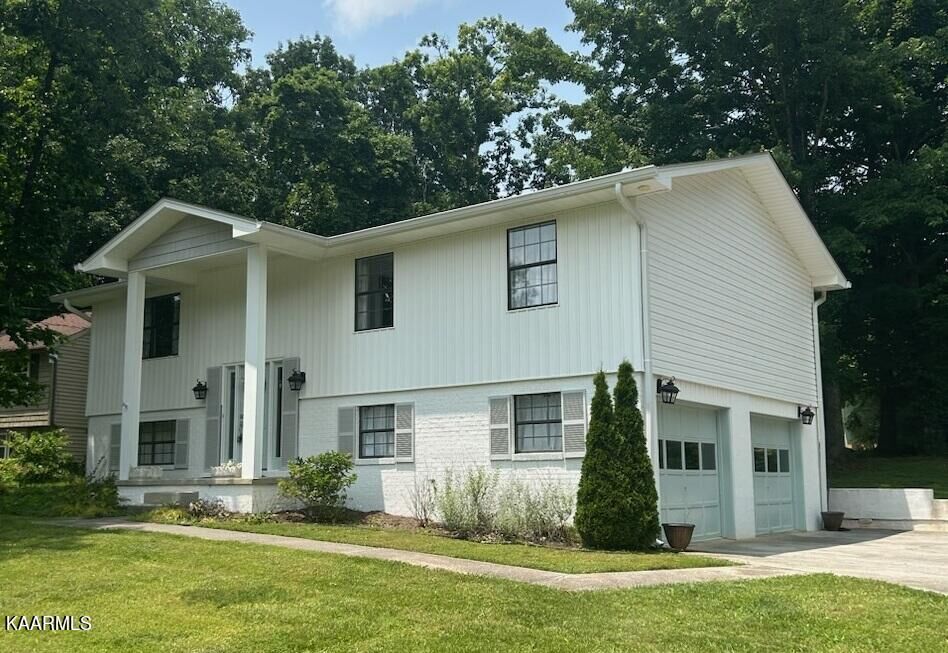 Property Photo:  5029 Laurel Woods Drive  TN 37921 