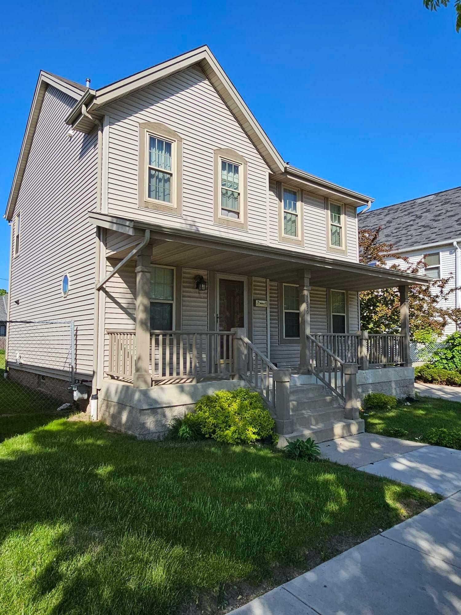 Property Photo: 1530 W Fond Du Lac Ave WI 53205