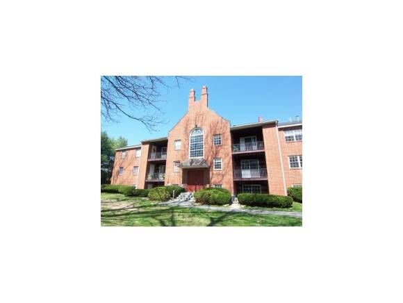 Property Photo:  9 Louisburg Sq. U6  NH 03060 