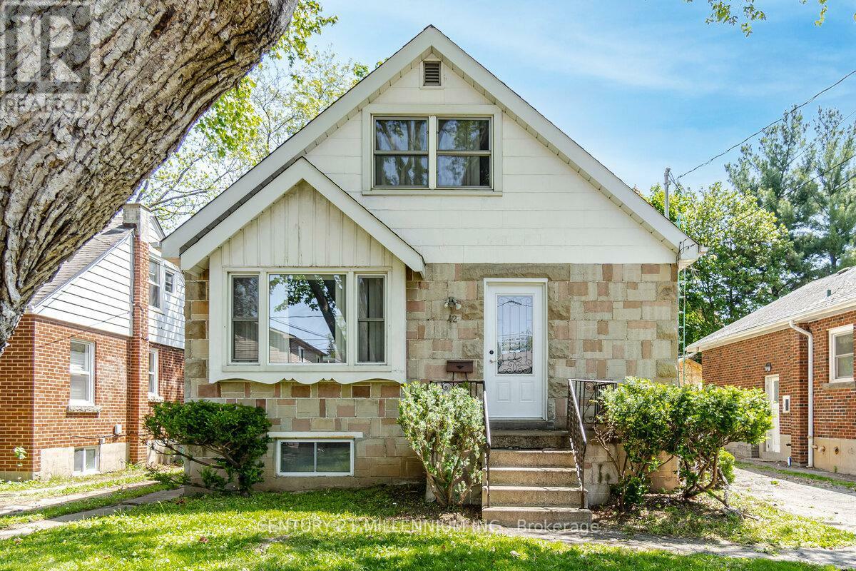 42 Cottrill Street  Hamilton ON L8S3L4 photo
