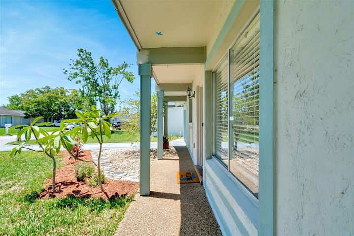 Property Photo:  5027 Gardengate Lane  FL 32821 