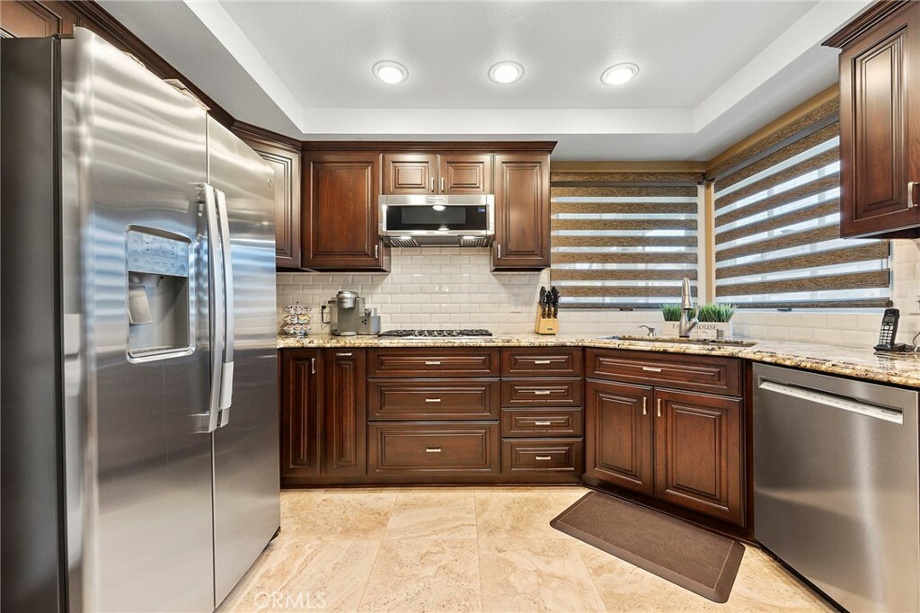 Property Photo: 5912 Calle Principia CA 92807