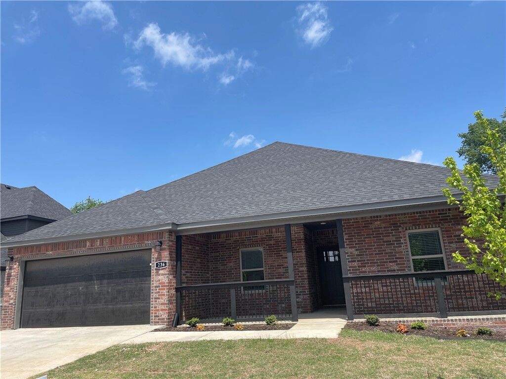 Property Photo:  236 Ryder Street  AR 72734 