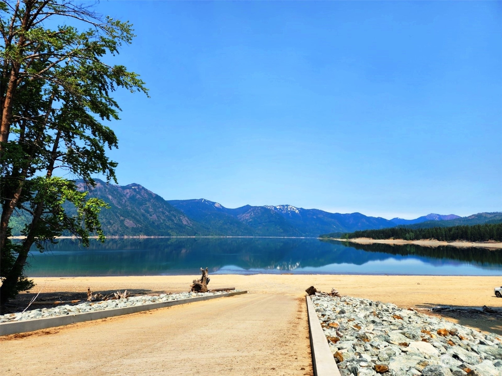 Property Photo: 321 Why Worry Lane WA 98940