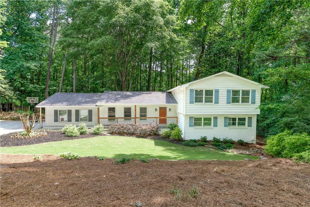 Property Photo: 2218 Greencrest Drive GA 30345