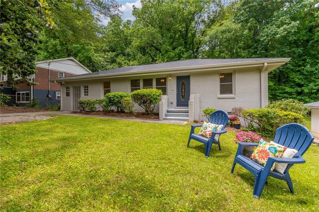 Property Photo:  1347 Benteen Way SE  GA 30315 