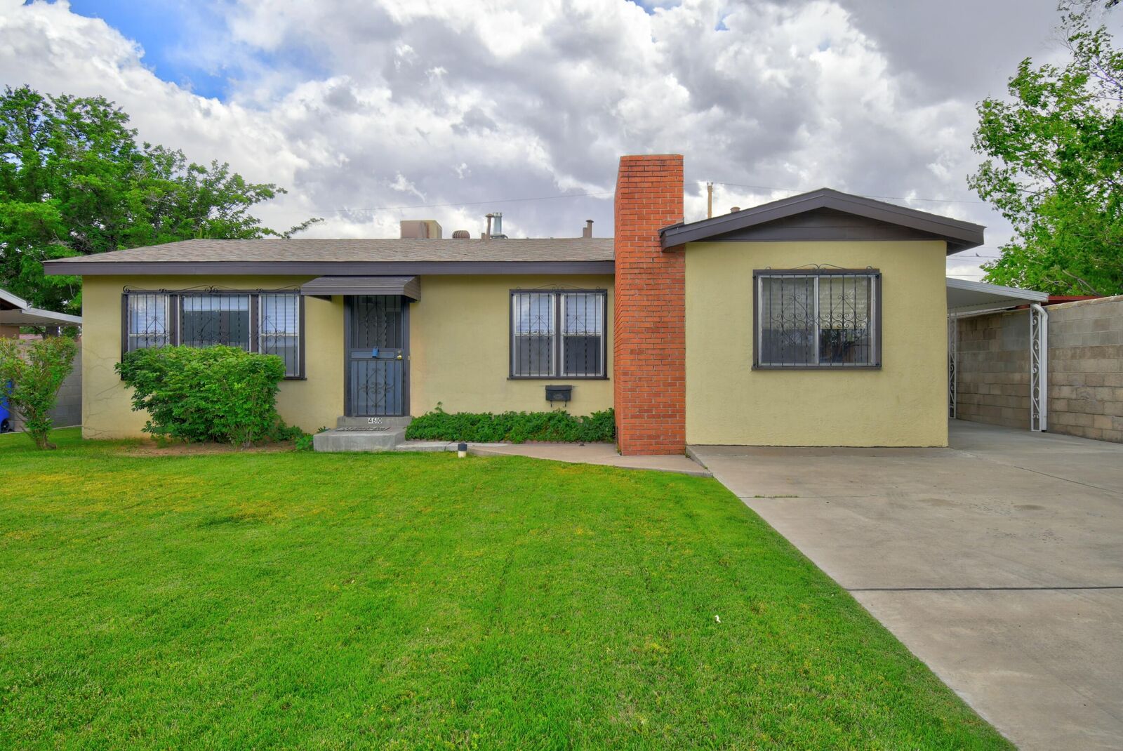 Property Photo:  4610 Burton Avenue SE  NM 87108 