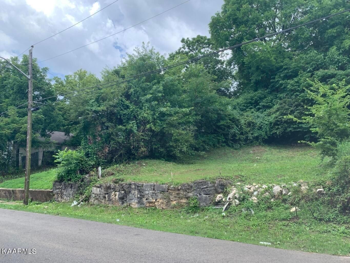 Property Photo:  2747 Washington Ave  TN 37917 