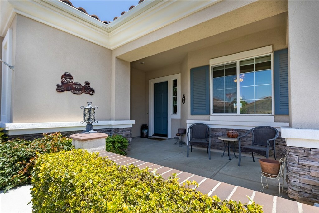 Property Photo: 1714 Dalea Way CA 92223