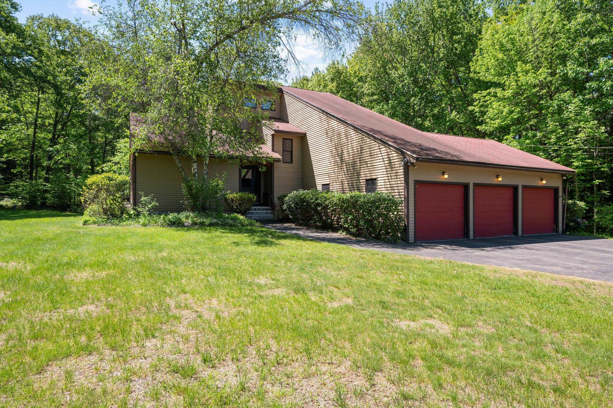Property Photo: 52 Meadow Lane NH 03220