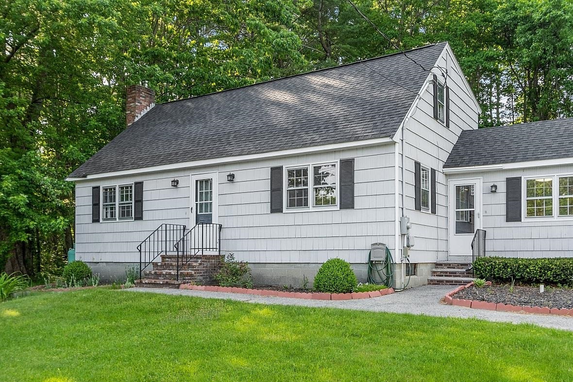 Property Photo: 899 Bridge Street NH 03076