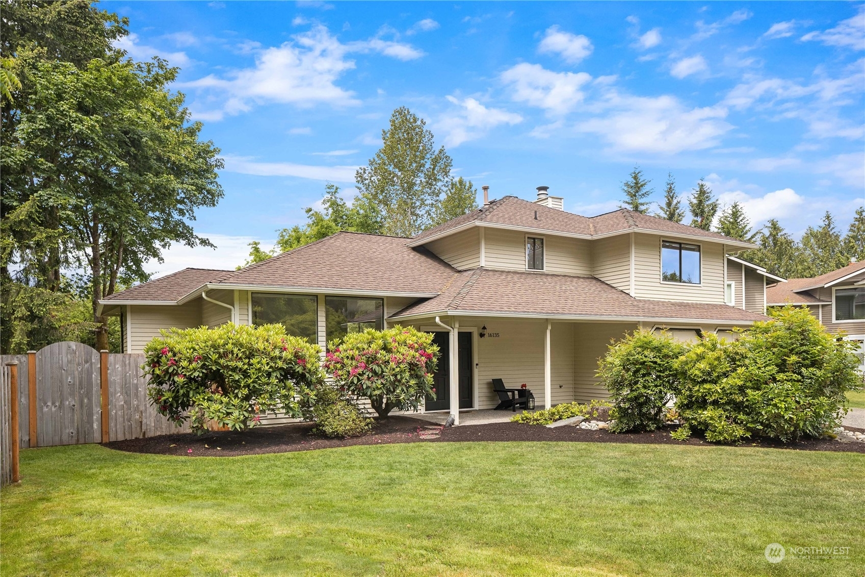 Property Photo:  16135 NE 113th Court  WA 98052 