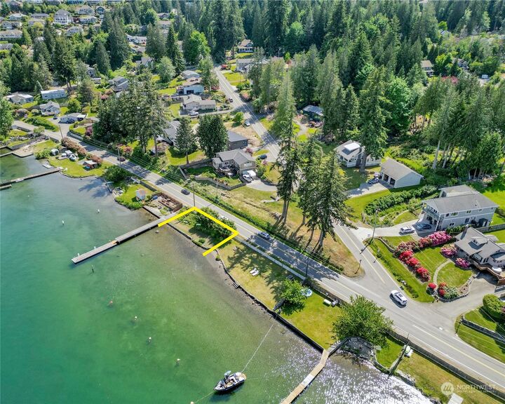 Property Photo: 1006 Coronado Avenue WA 98229