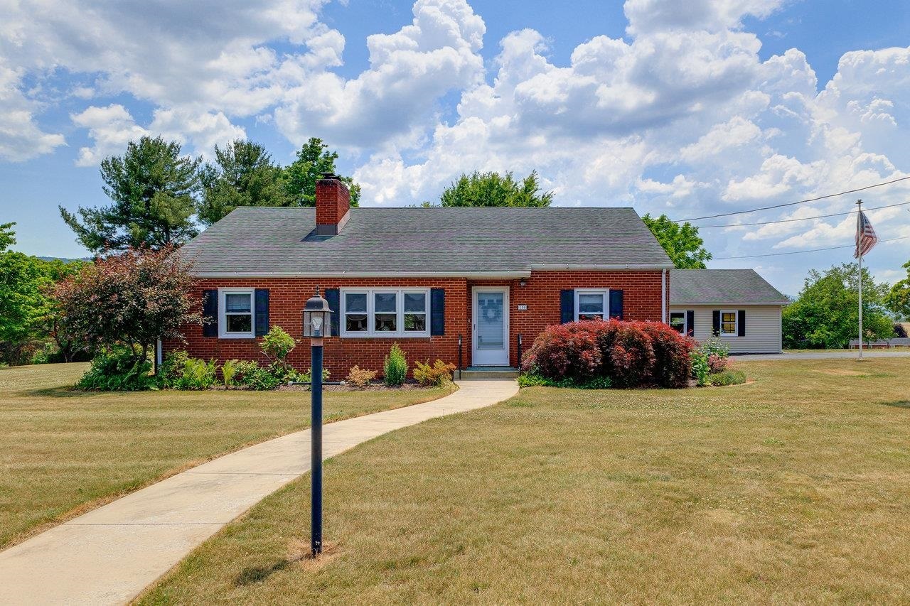 Home for sale in Elkton 156 Monger Hill Rd, Elkton, VA 22827