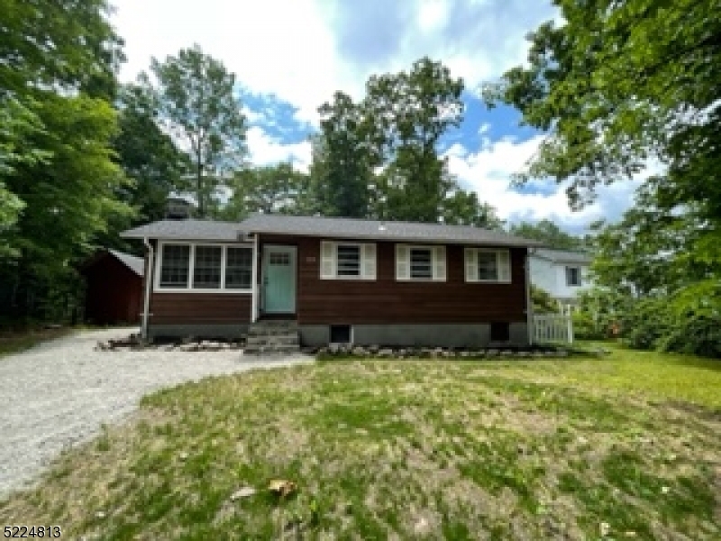Property Photo:  529 Pocasset Rd  NJ 07422 